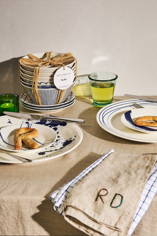 Christmas Tableware