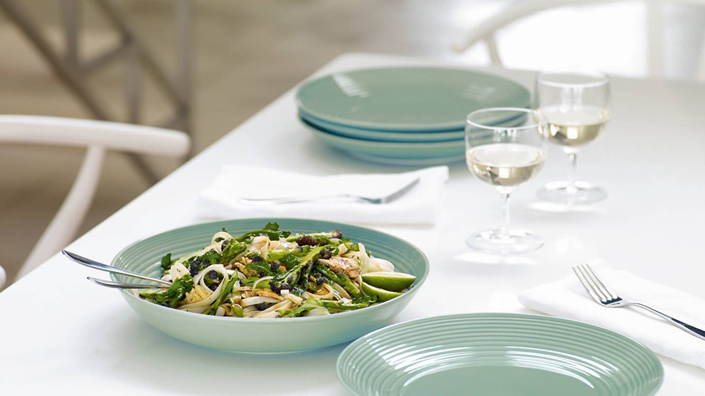 Stoneware Dinnerware